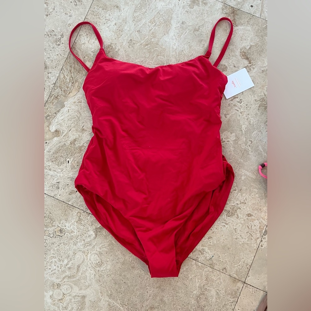 Andie brand new swimsuit XL jetties cherry red
